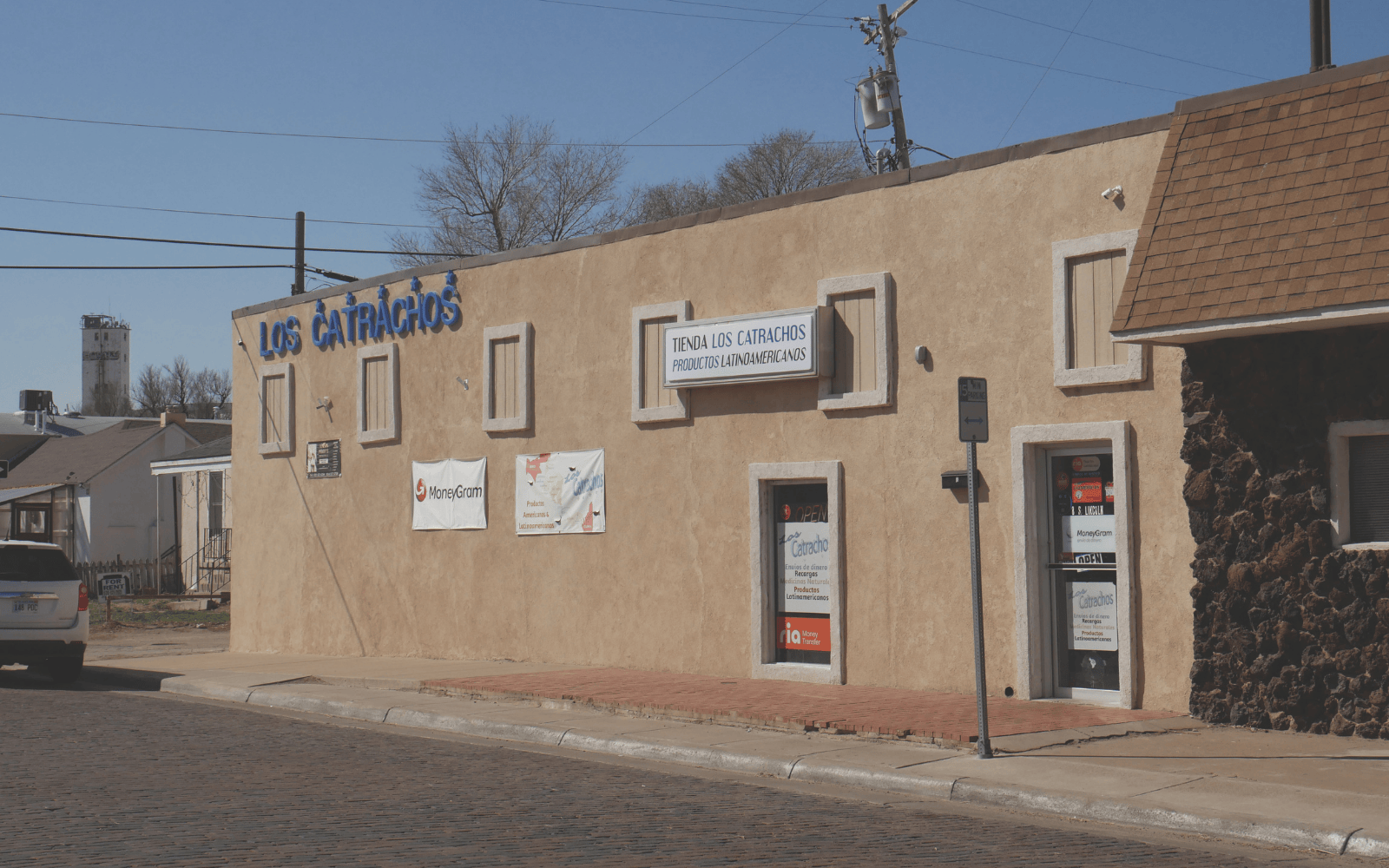 Storefront of Los Catrachos
